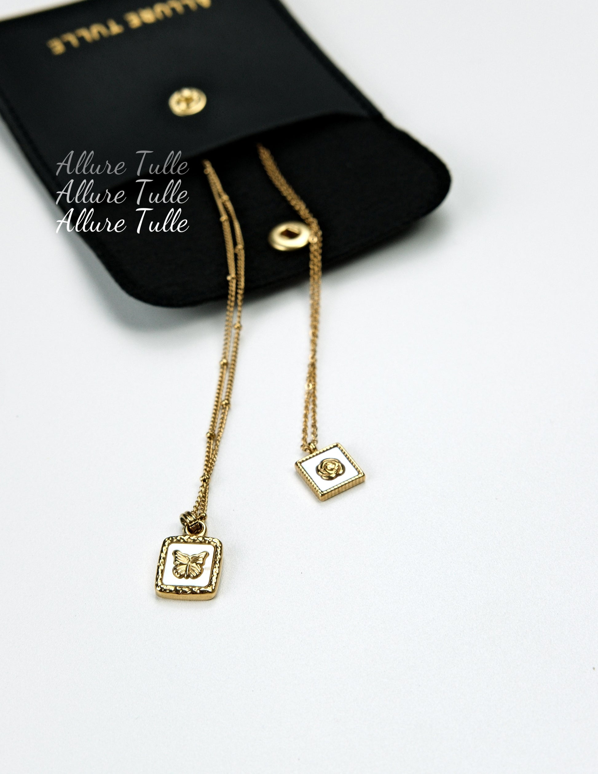 Butterfly & Rose Necklace Set Detail